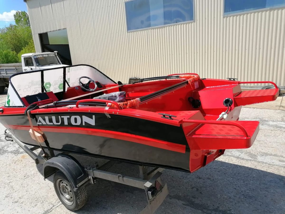 Купить Катер-лодка алюминиевая ALUTON 460Fish в Москве фото4