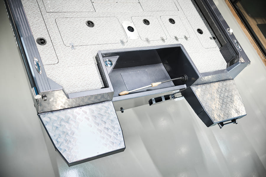 Купить Катер-лодка алюминиевая NORTHSILVER 545 Fish Sport в Москве фото17