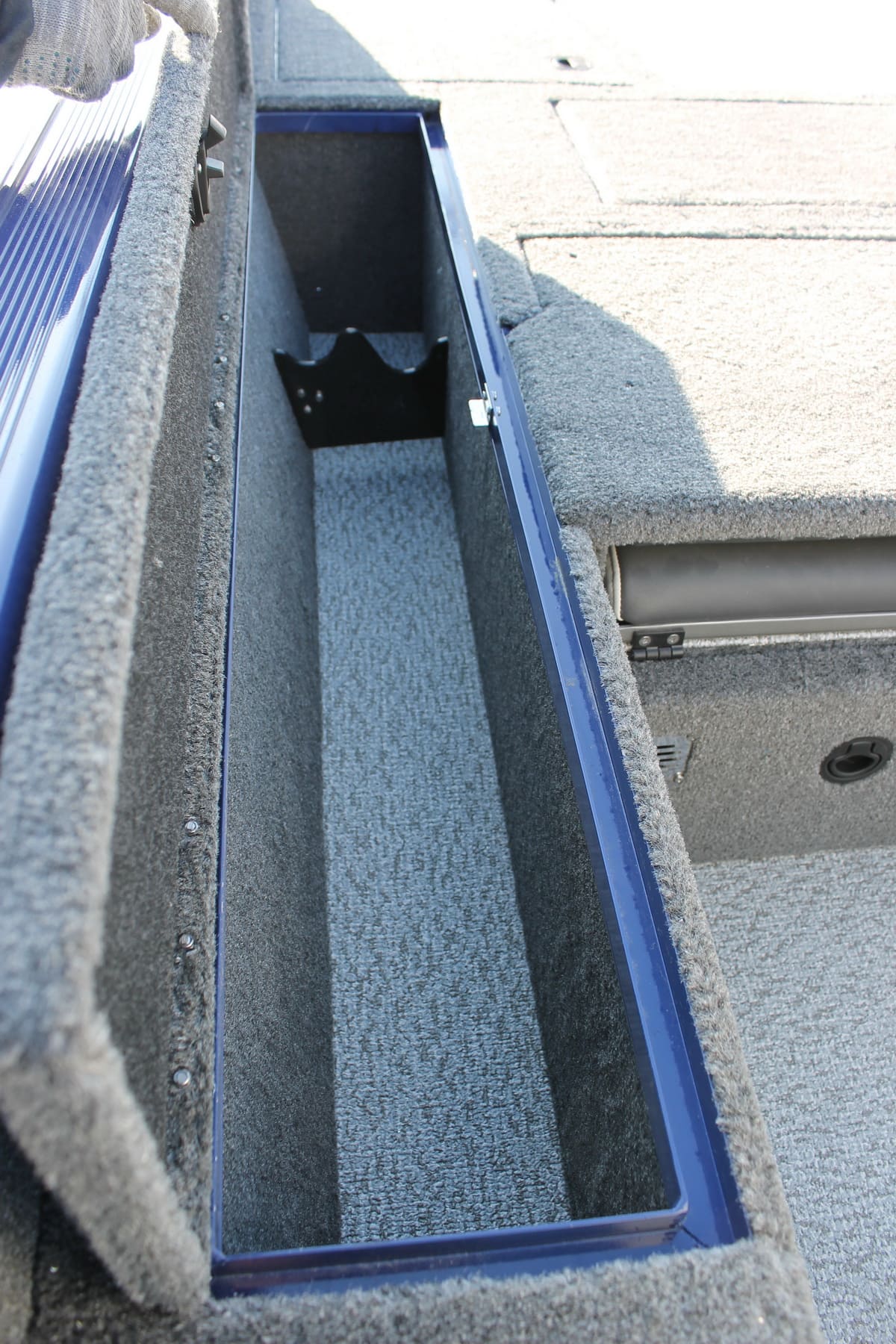 Купить Катер-лодка алюминиевая WINDBOAT 4.6 DC EvoFish в Москве фото12