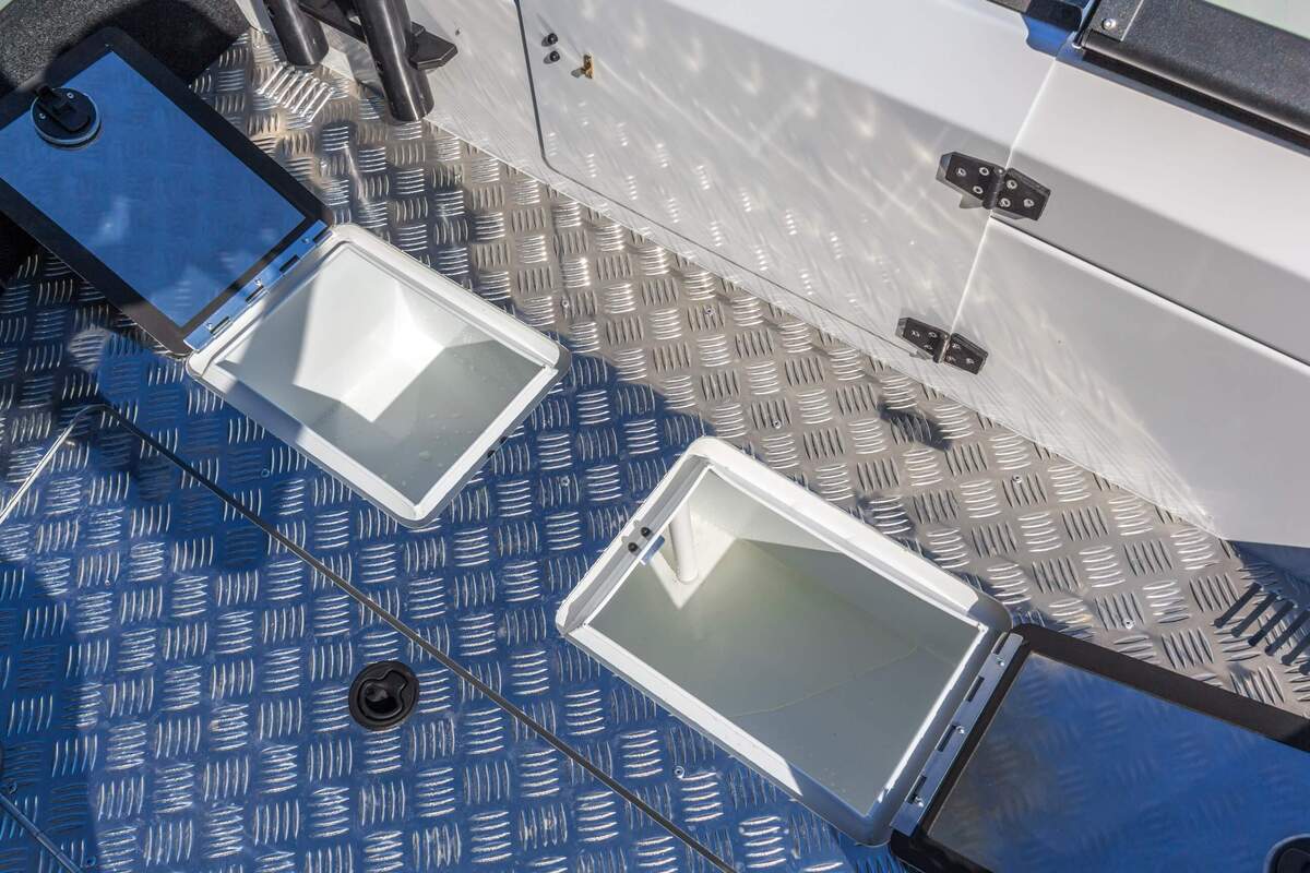 Купить Катер-лодка алюминиевая ВОЛЖАНКА 46 Fish в Москве фото7