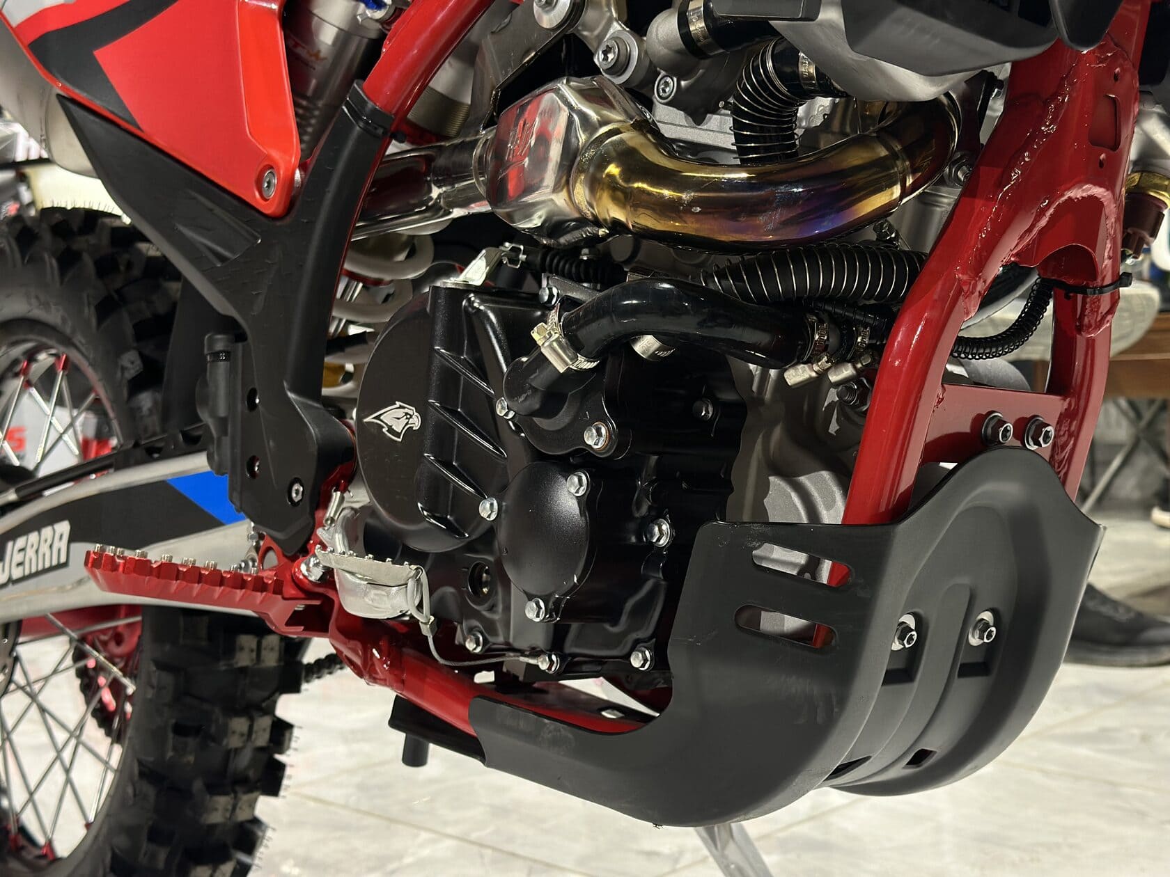 Купить Мотоцикл кроссовый эндуро AJERRA Joker SS K10 в Москве фото6