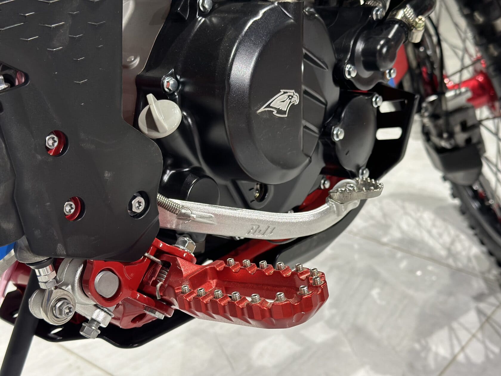 Купить Мотоцикл кроссовый эндуро AJERRA Joker SS K10 в Москве фото7