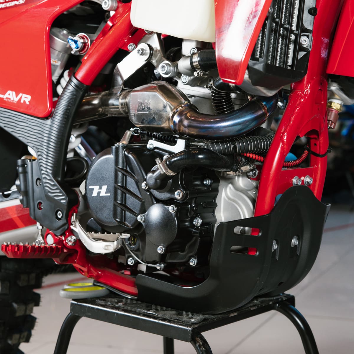 Купить Мотоцикл HASKY A10 Pro NB300 ENDURO в Москве фото25