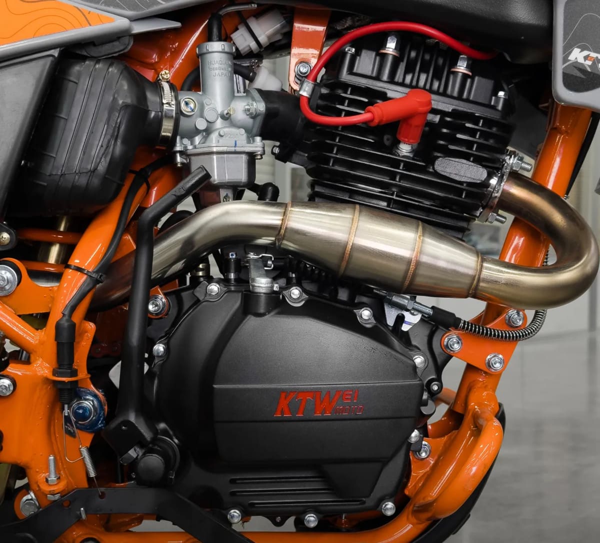 Купить Мотоцикл KTW K02 CB250 F ENDURO в Москве фото3