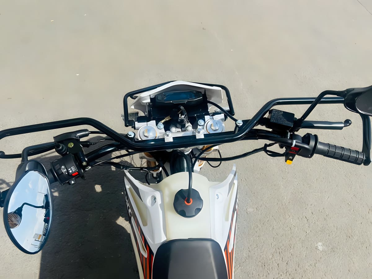 Купить Мотоцикл SYCMCC 250 ENDURO в Москве фото8