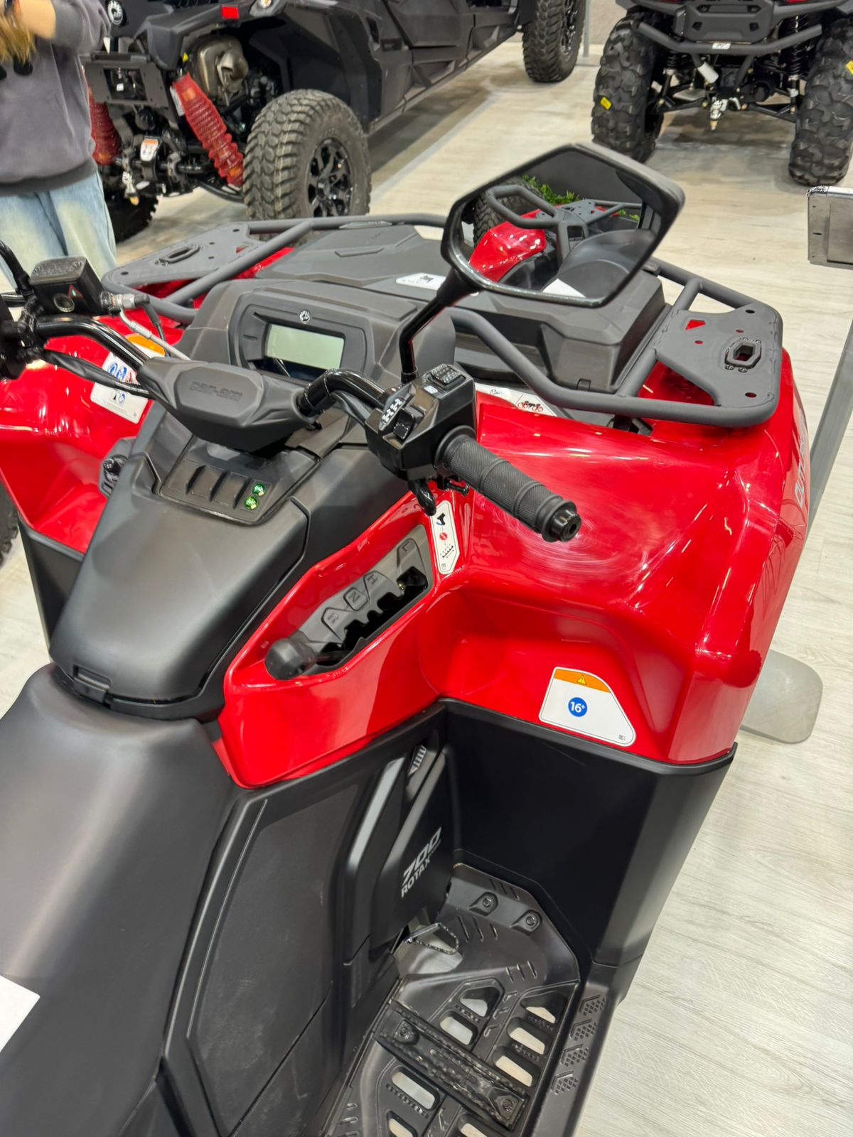 Купить Квадроцикл BRP Can-Am Outlander Max DPS 700 (2024) (ПСМ) в Москве фото6