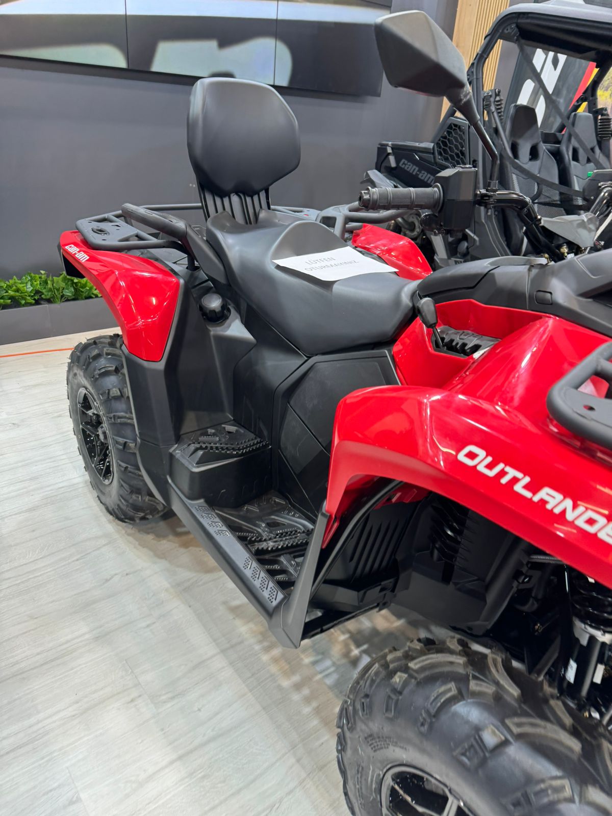 Купить Квадроцикл BRP Can-Am Outlander Max DPS 700 (2024) (ПСМ) в Москве фото7