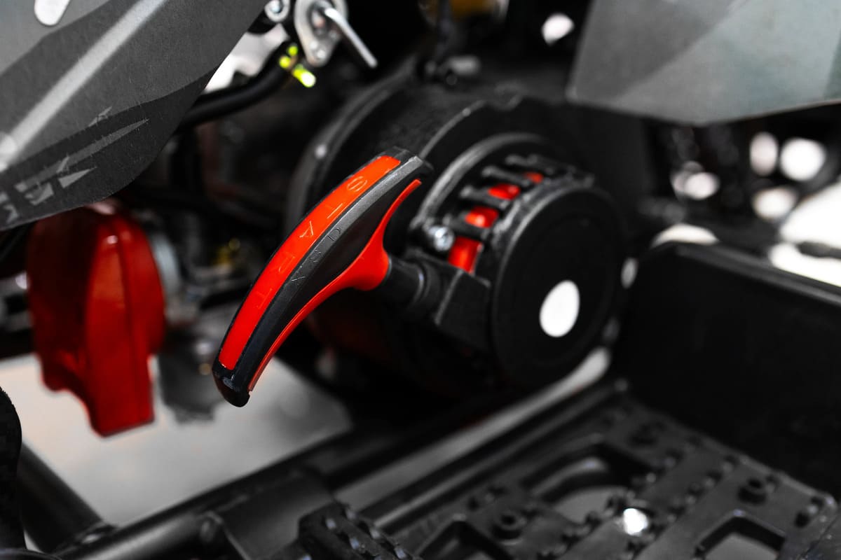 Купить Квадроцикл MOTAX Grizlik Mini PS BW в Москве фото6