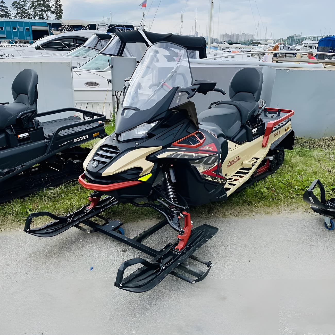 Купить Снегоход АОДЕС Snowcross 1000 WT (2025) в Москве