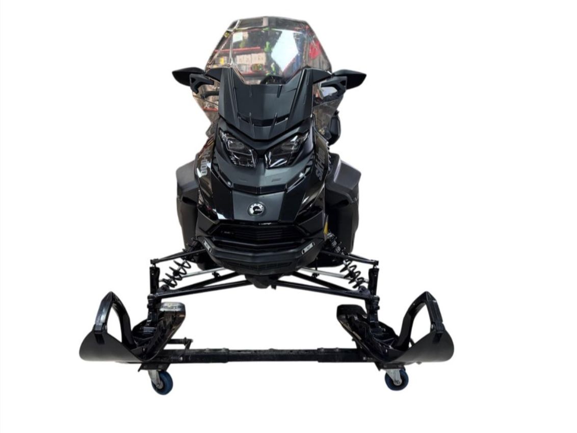 Купить Снегоход BRP Ski-Doo Expedition SE 900 Ace (2026) в Москве фото2