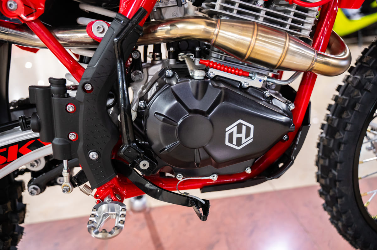 Купить Мотоцикл HASKY F5 Racing 172FMM 250cc 2025 MSD [F5] ENDURO в Москве фото9