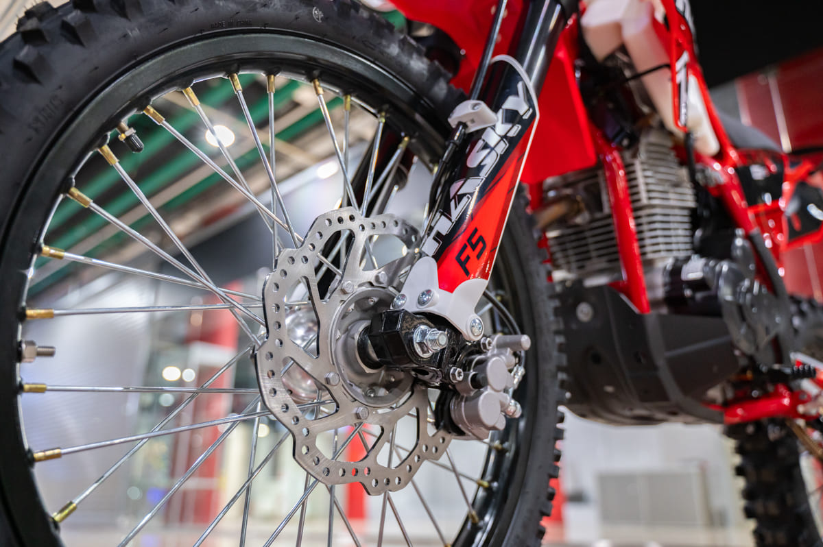 Купить Мотоцикл HASKY F5 Racing 172FMM 250cc 2025 MSD [F5] ENDURO в Москве фото16