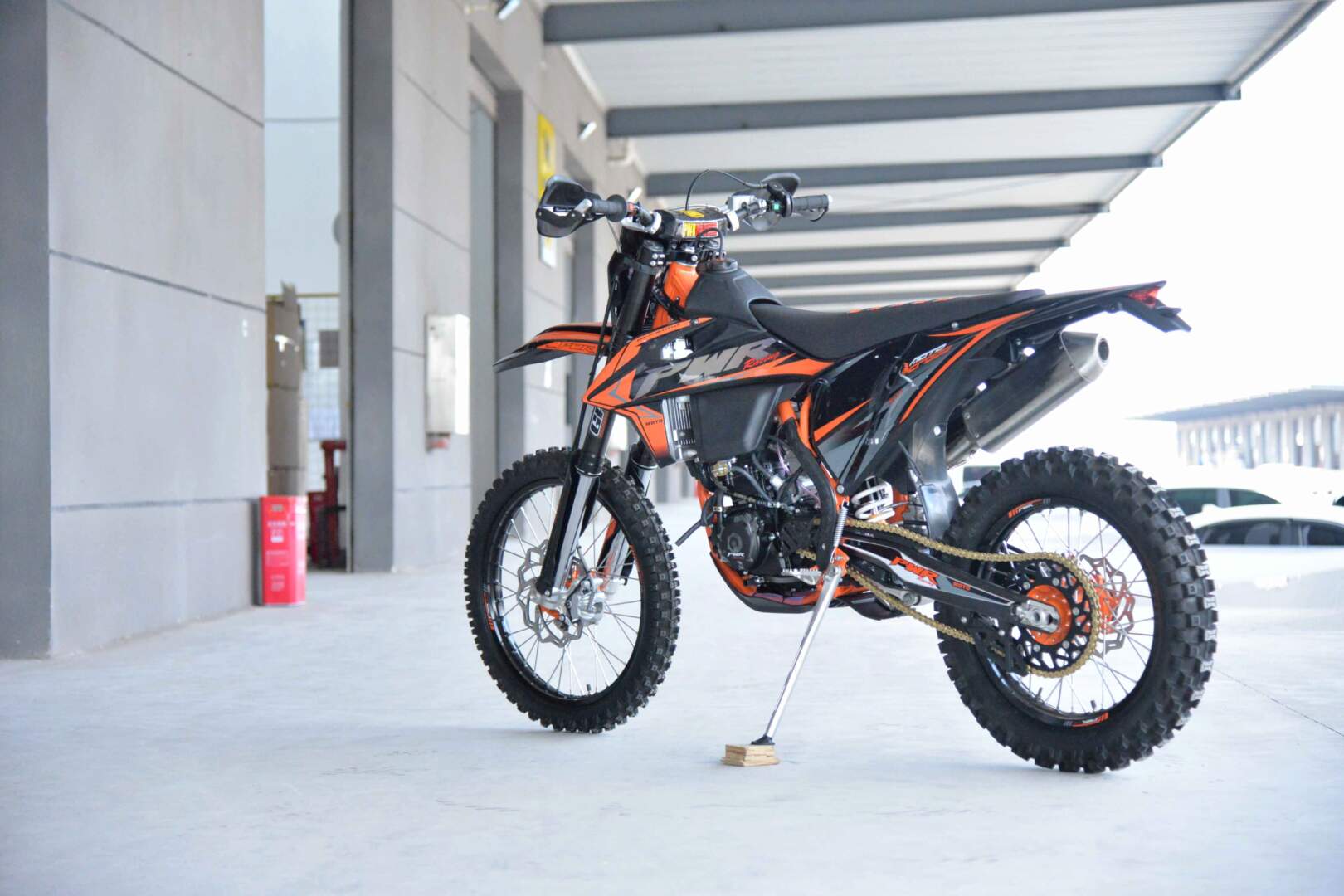 Купить Мотоцикл PWR FM300 NC (ZS 182MN) ENDURO в Москве фото4