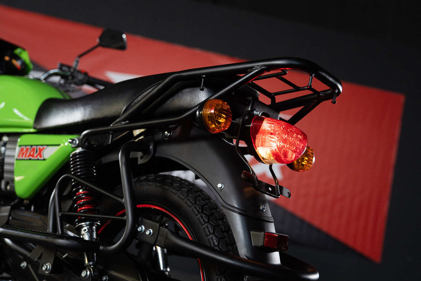 Купить Мотоцикл SHARMAX Street Bike D Editions 200 (2024) в Москве фото34