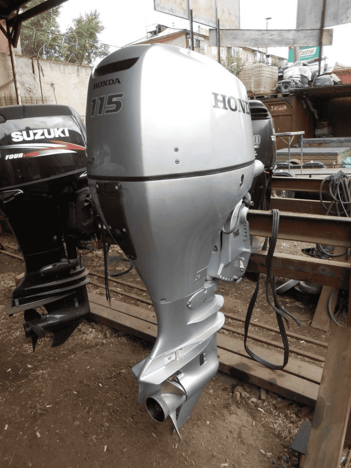 Купить 4х-тактный лодочный мотор HONDA BF 115 LU в Москве фото2