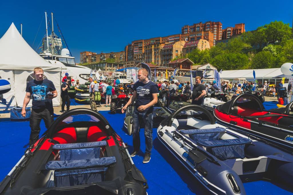 Купить Лодка ПВХ STORMLINE HEAVY DUTY AL 380 + 2х-тактный лодочный мотор TOHATSU M 25 S в Москве фото11