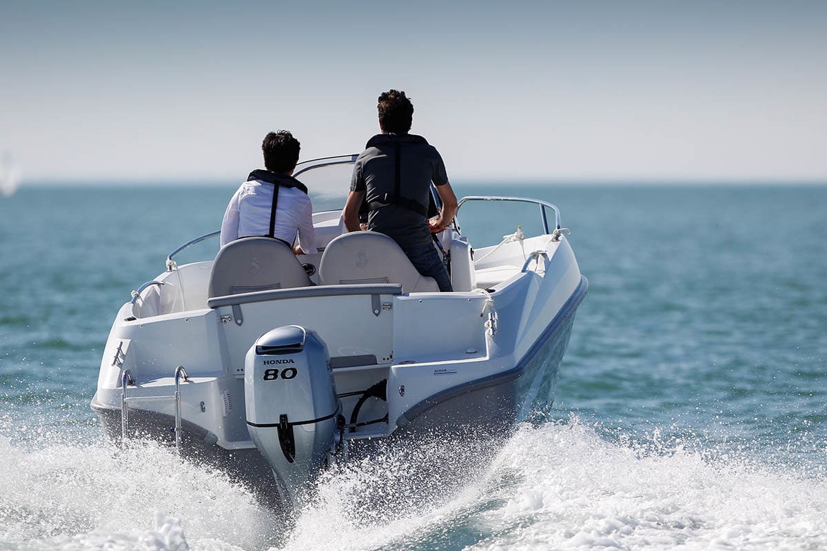 Купить 4х-тактный лодочный мотор HONDA BF80 LRTU в Москве фото5