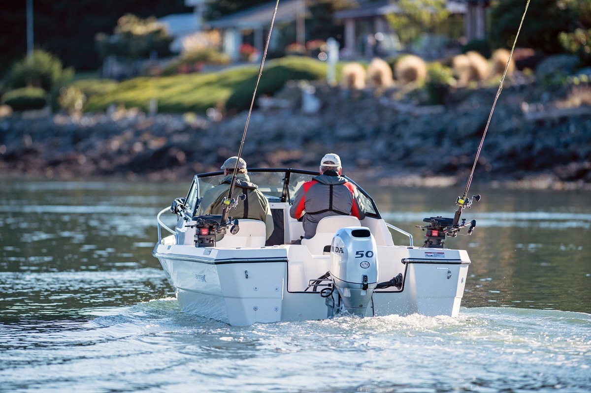 Купить 4х-тактный лодочный мотор HONDA BF50 LRTU в Москве фото7