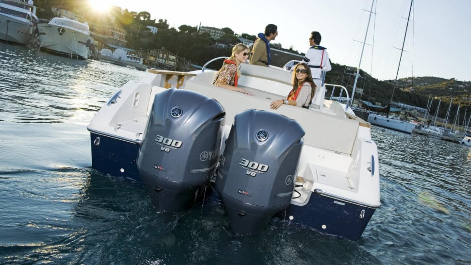 Купить 4х-тактный лодочный мотор YAMAHA F300BETU в Москве фото4