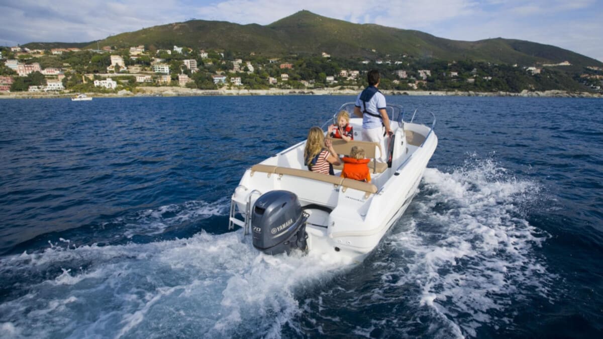 Купить 4х-тактный лодочный мотор YAMAHA F70 AETL в Москве фото3