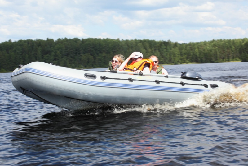 Купить Лодка ПВХ АДМИРАЛ 410 в Москве фото11