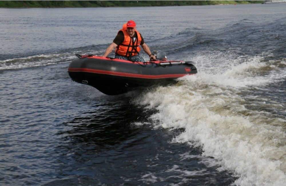 Купить Лодка ПВХ КОМАНДОР KMD-380 в Москве фото5