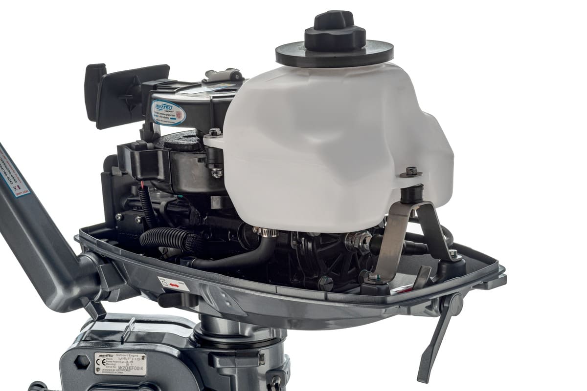 Купить 2х-тактный лодочный мотор MIKATSU M5FHS + внешний топливный бак 12 л. в Москве фото4