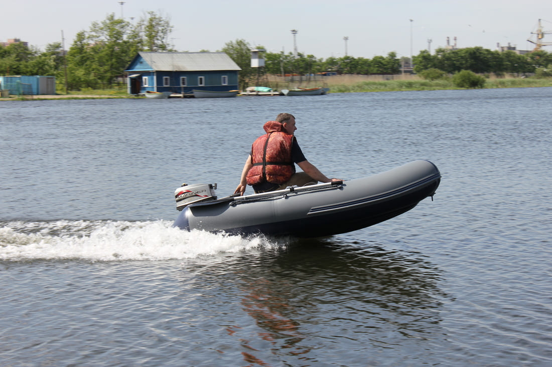 Купить Лодка ПВХ ФЛАГМАН 300 в Москве фото8