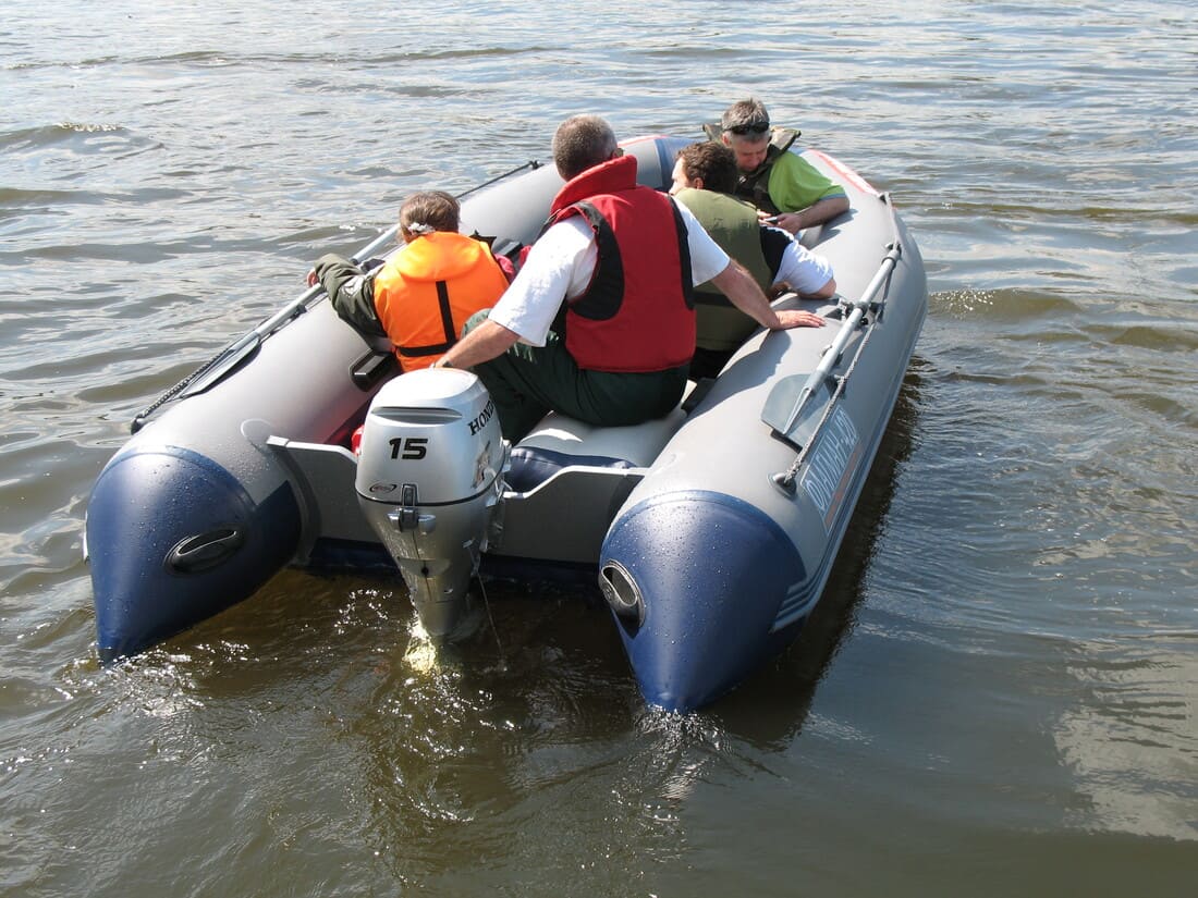 Купить Лодка ПВХ ФЛАГМАН 420 в Москве фото7