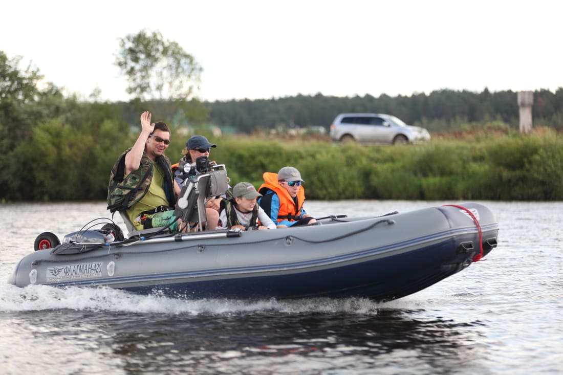 Купить Лодка ПВХ ФЛАГМАН 420 в Москве фото12