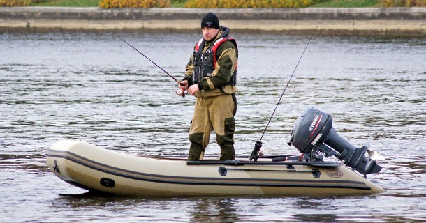 Купить Лодка ПВХ BADGER FL 330 в Москве фото5