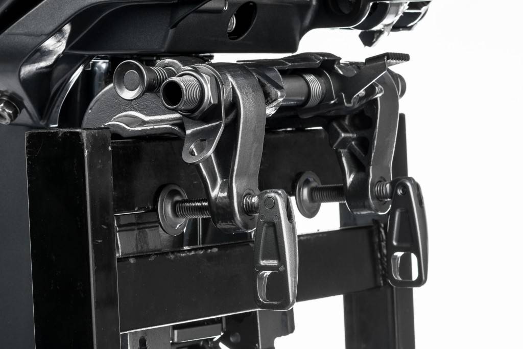 Купить 2х-тактный лодочный мотор MIKATSU M25FHS в Москве фото4